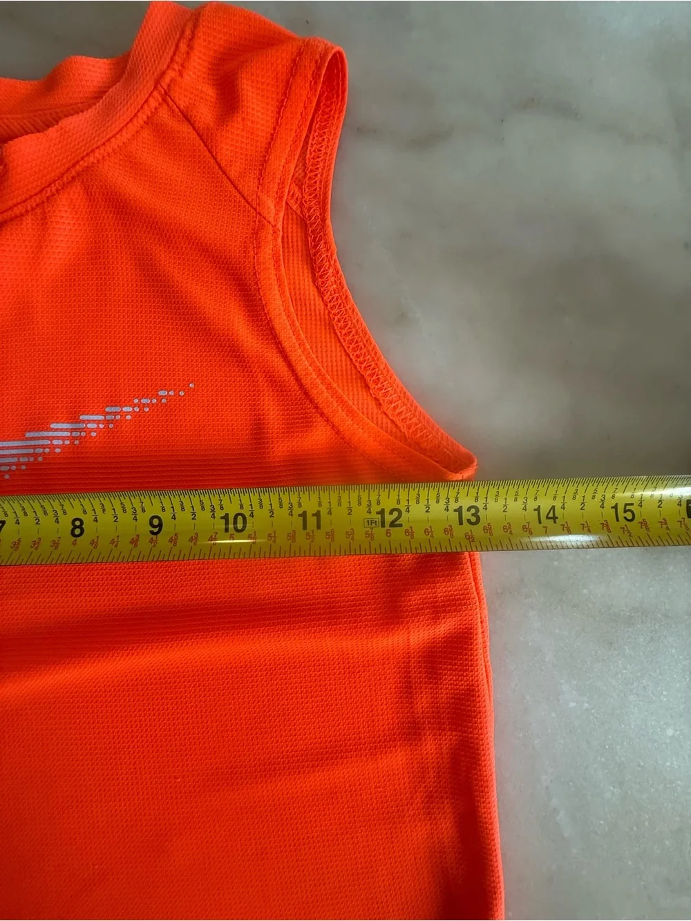 Nike Big Kids' (Boys') Dri-FIT Sleeveless Top size small